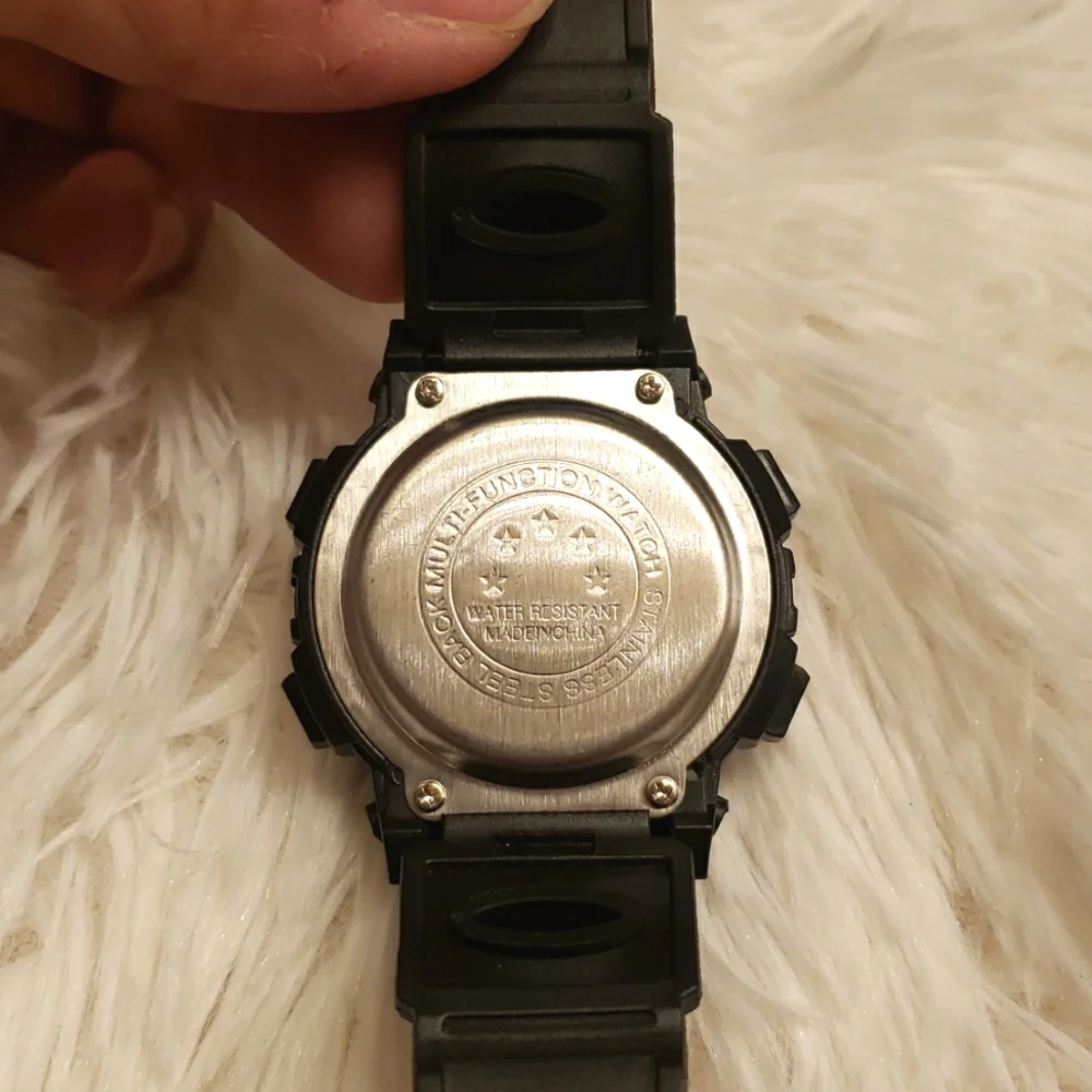 NEW Mens Sports Watch